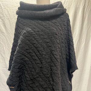Orvis Wool Poncho